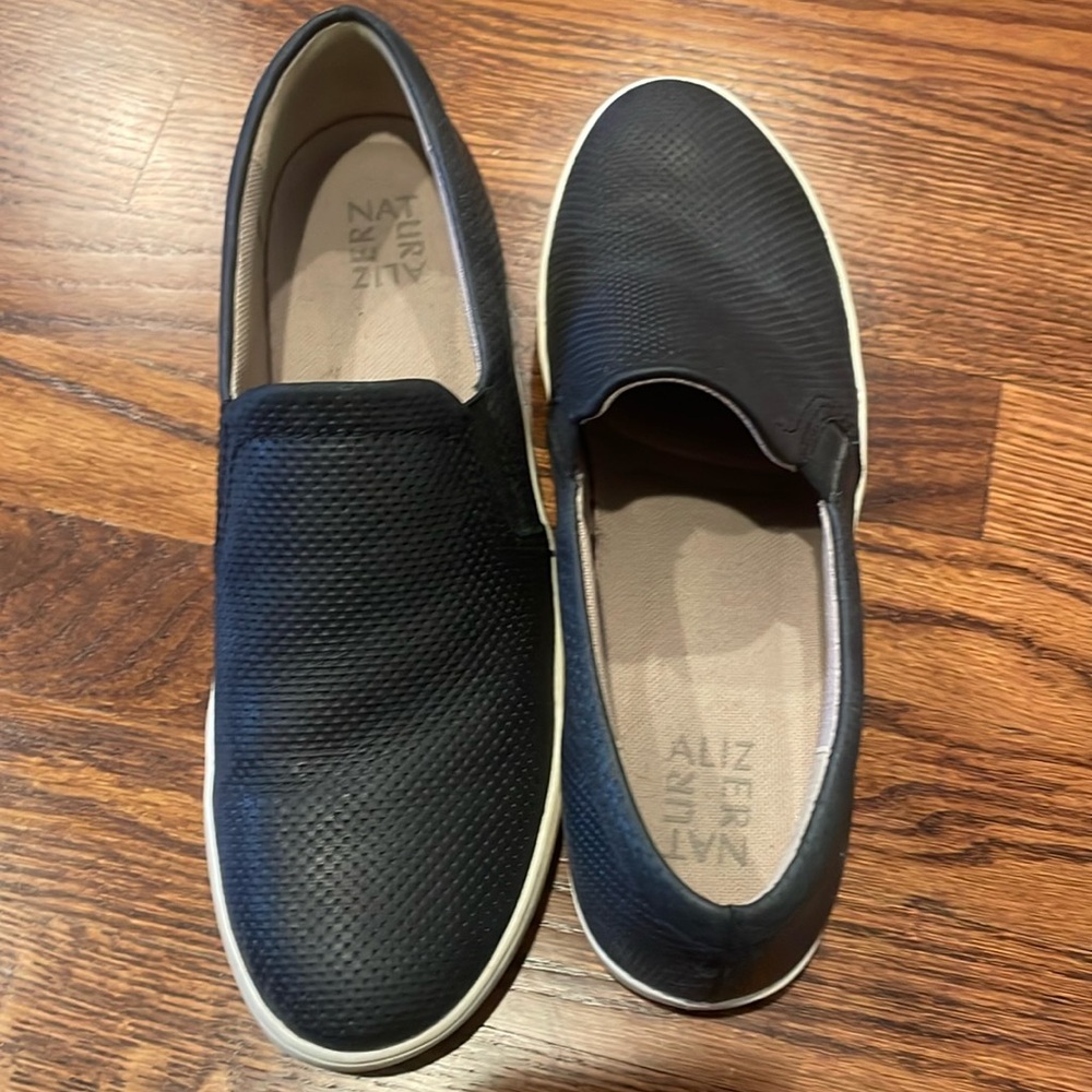 Naturalizer Marianne leather flats GUC size 11